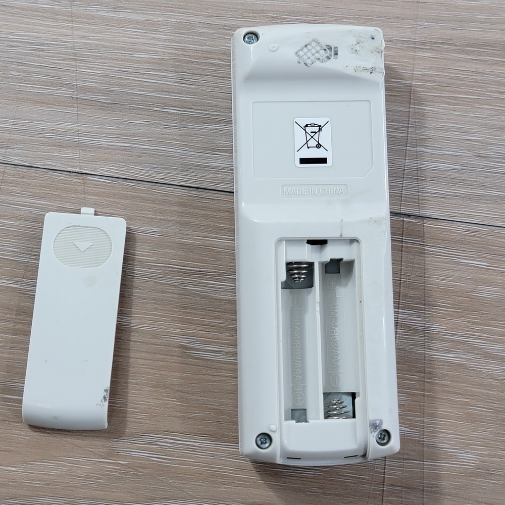 Genuine NEC RD-437E Projector Remote Control - OEM -Tested - Picture 3 of 4